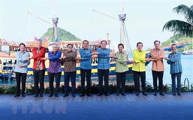 Thủ tướng Phạm Minh Chính cùng lãnh đạo các nước ASEAN chụp ảnh chung. Ảnh: TTXVN