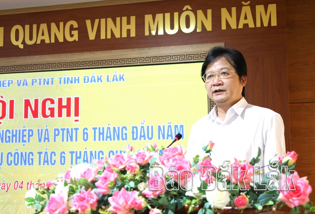 Giám đốc Sở NN-PTNT Nguyễn Hoài Dương phát biểu tại hội nghị.