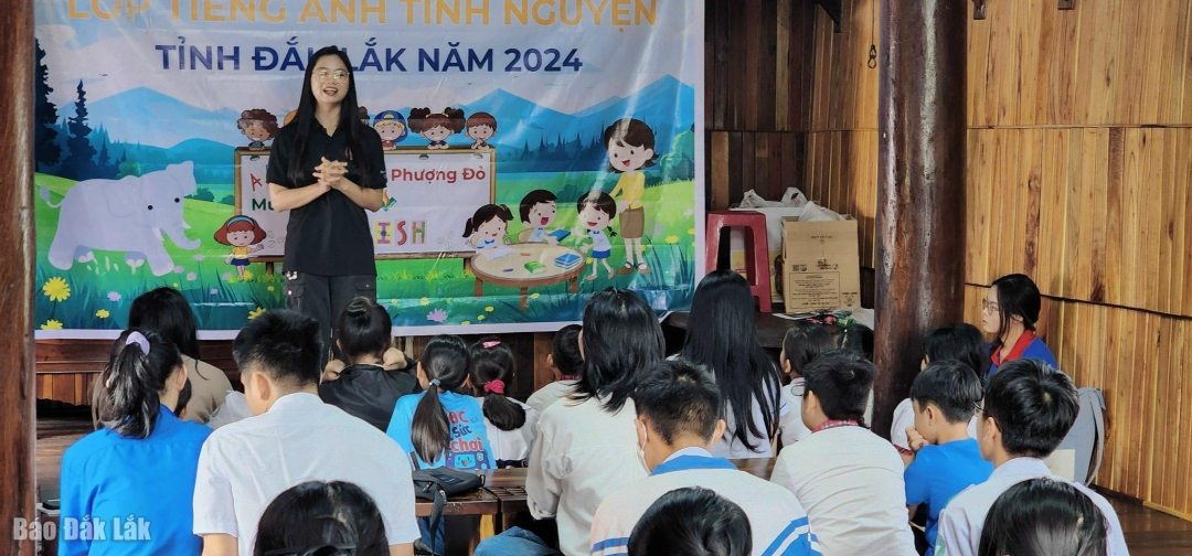 Lớp học tiếng Anh miễn phí được tổ chức tại