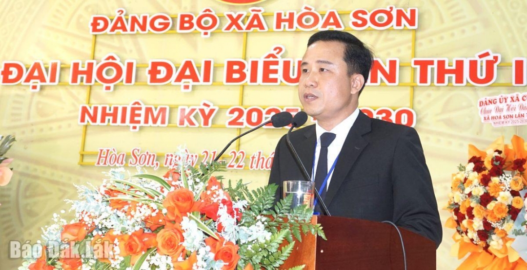 Bí thư Đảng ủy xã Hòa Sơn Lâm Thanh Tùng phát biểu tại đại hội.