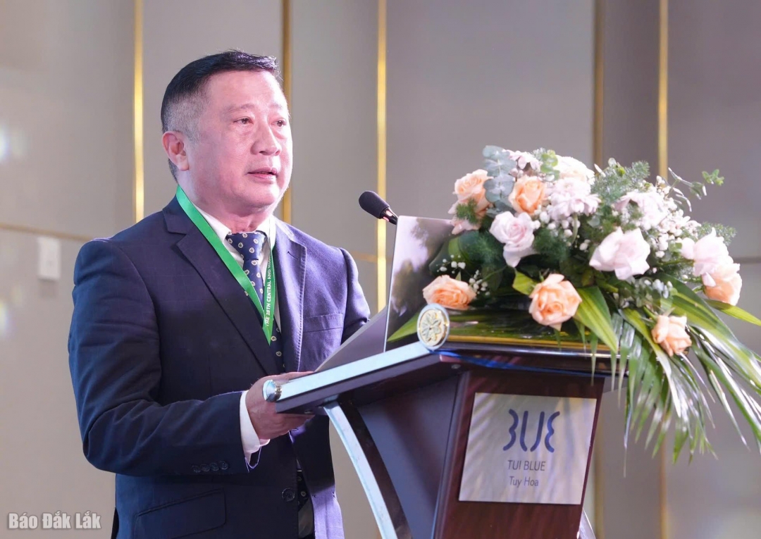 Bác sĩ CKII Phạm Minh Hữu, Phó giám đốc Sở Y tế Đắk Lắk phát biểu chào mừng.