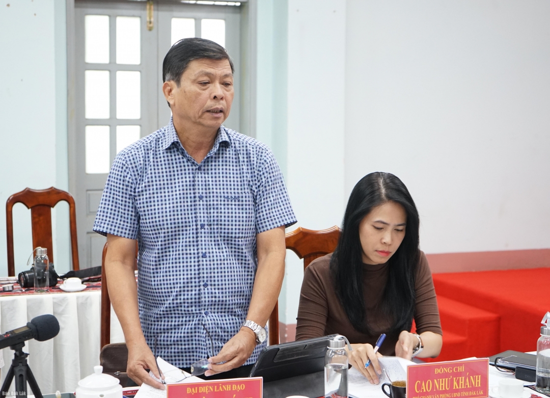 Lãnh đạo Sở Nội vụ trả lời các kiến nghị liên quan