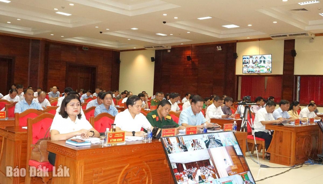Các đại biểu tham dự hội nghị.
