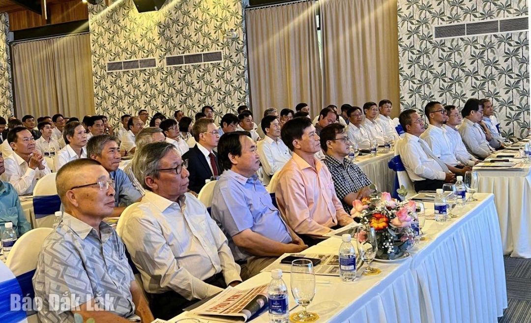Các đại biểu tham dự lễ kỷ niệm.