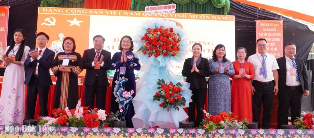 tặng hoa