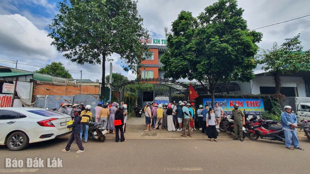 Hiện trường nhà nghỉ - nơi phát hiện nạn nhân H. tử vong.
