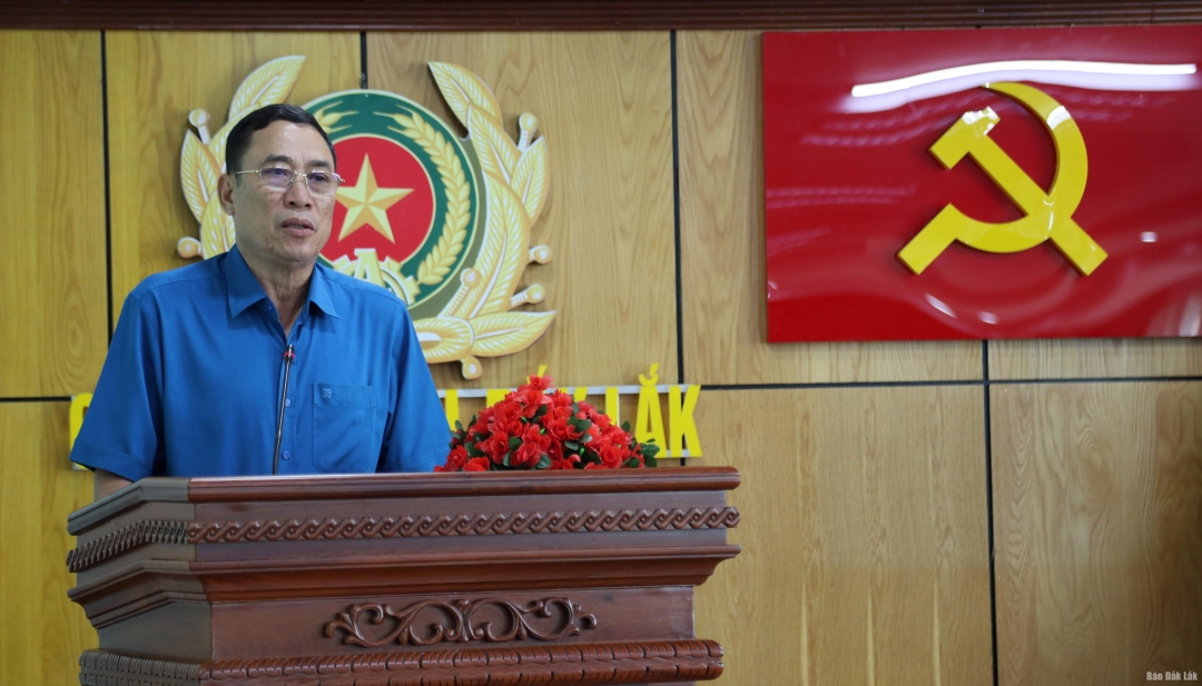Đồng chí Võ Văn Cảnh, Phó Chủ tịch UBND tỉnh, Trưởng Ban Chỉ đạo 138 tỉnh phát biểu tại hội nghị.