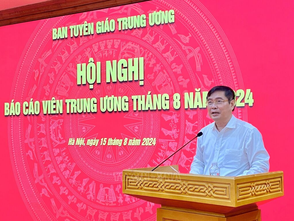 Phó Trưởng Ban Tuyên giáo Trung ương Phan Xuân Thủy phát biểu kết luận hội nghị. Ảnh: TTXVN 