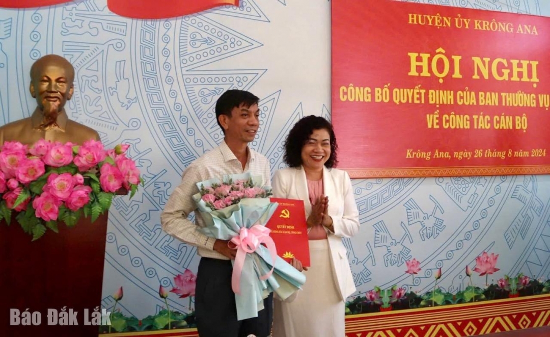 Bí thư Huyện ủy Krông Ana HYâo Knul