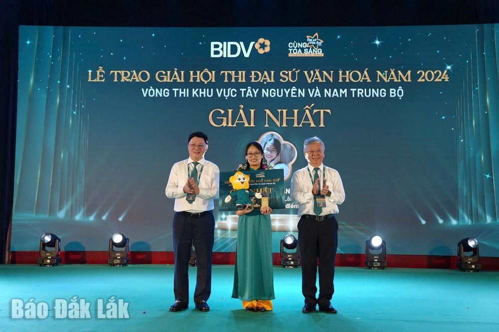 Thí sinh xuất sắc giành giải Nhất