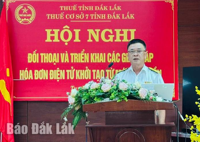 Ông Nguyễn Văn Ý, Phó Trưởng Thuế cơ sở 7 tỉnh Đắk Lắk phát biểu tại hội nghị.