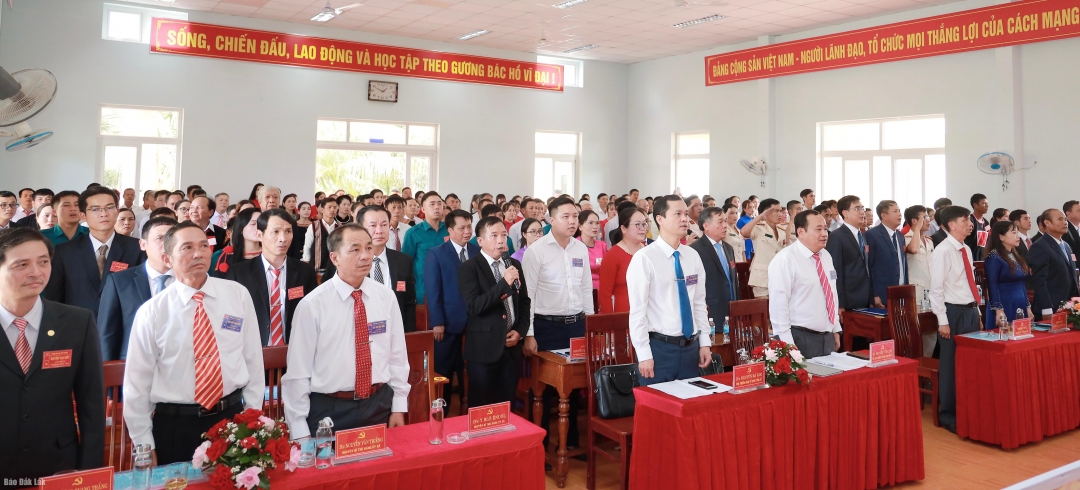 Các đại biểu tham dự đại hội.