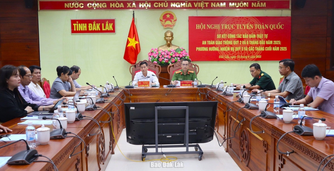 Các đại biểu dự hội nghị tại điểm cầu Đắk Lắk.