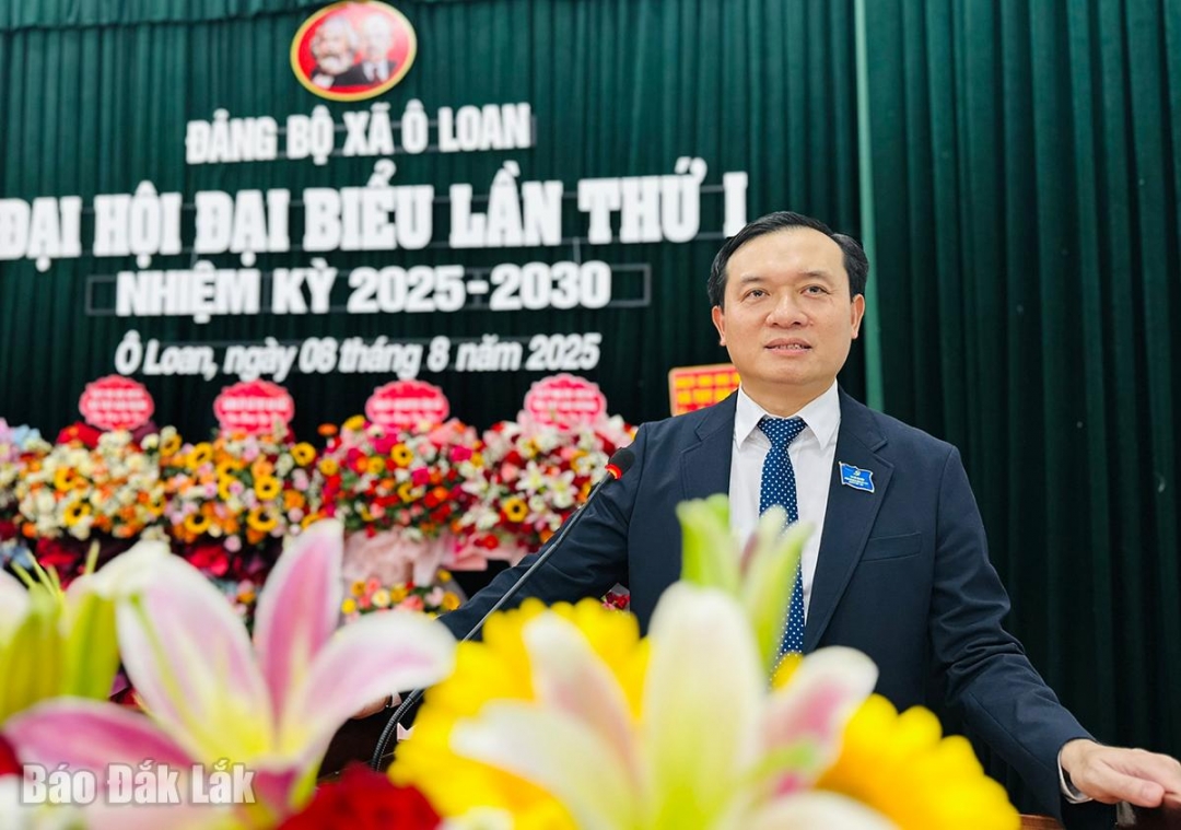 Ủy viên Ban Thường vụ Tỉnh ủy, Giám đốc Sở Khoa học và Công nghệ Bùi Thanh Toàn phát biểu chỉ đạo đại hội. 