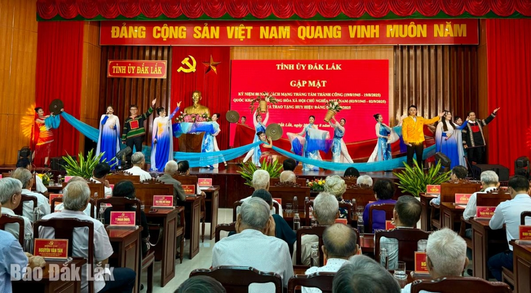 Quang cảnh buổi gặp mặt