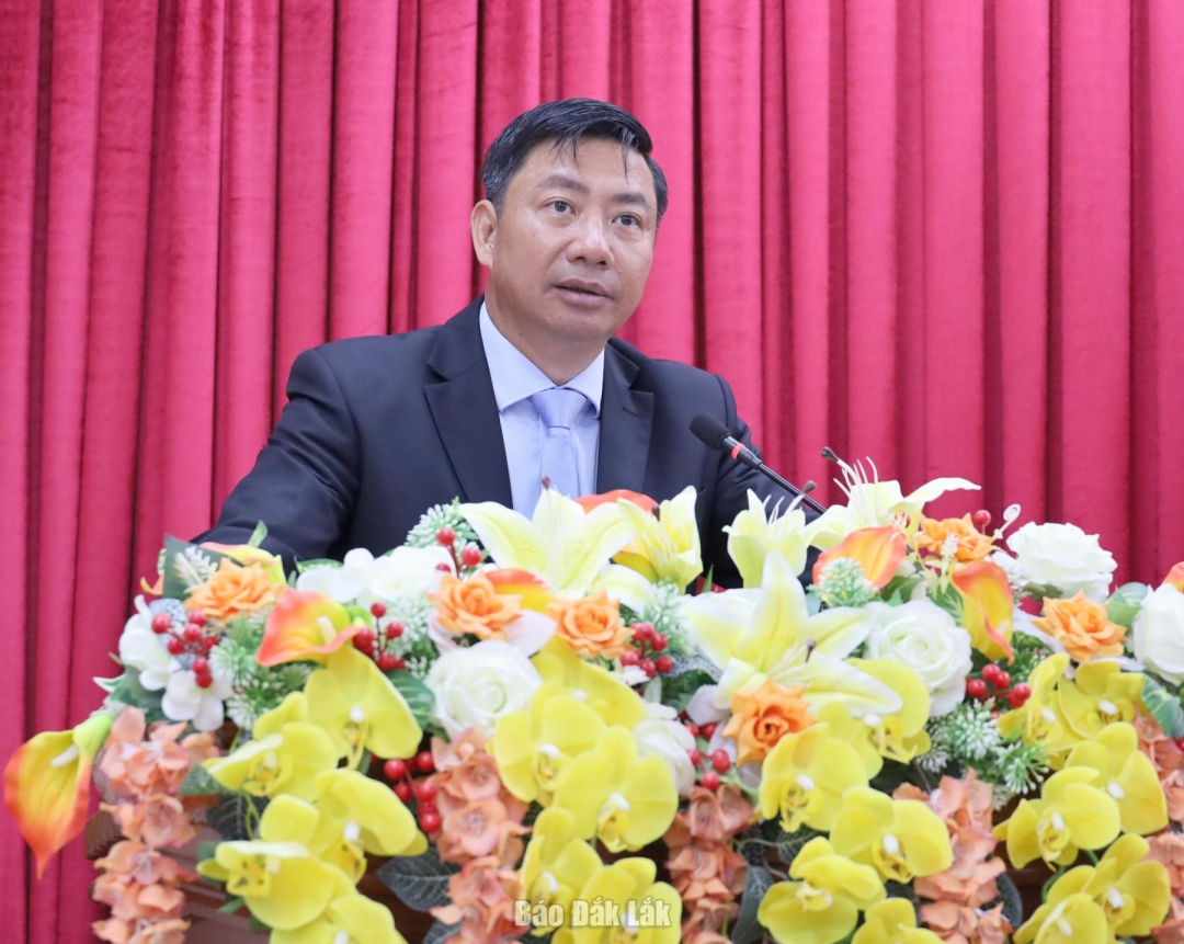 Ủy viên Ban Thường vụ Tỉnh ủy, Trưởng ban Tổ chức Tỉnh ủy Nguyễn Thượng Hải phát biểu tại hội nghị.