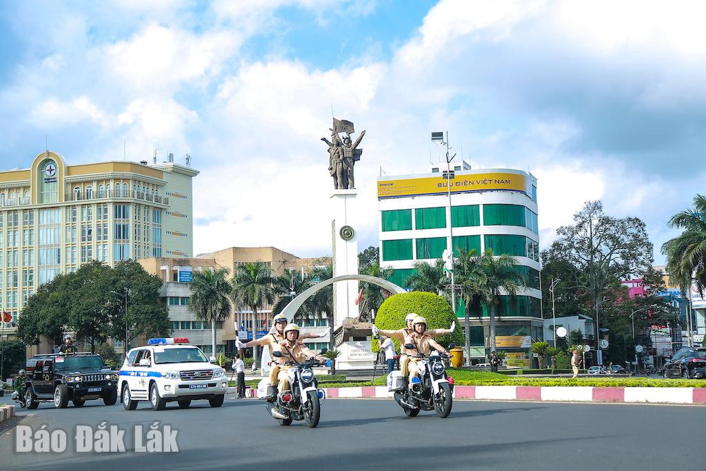 Công an tỉnh ra quân