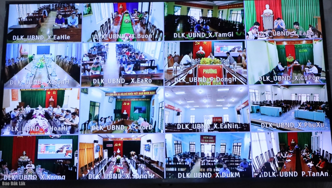 Điểm cầu các xã, phường tham dự buổi làm việc