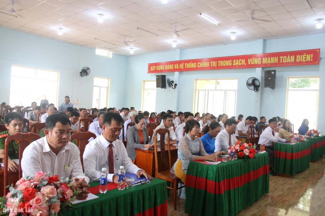 Đại biểu tham dự hội nghị