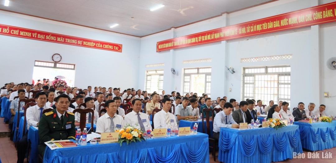 Các đại biểu tham dự đại hội.