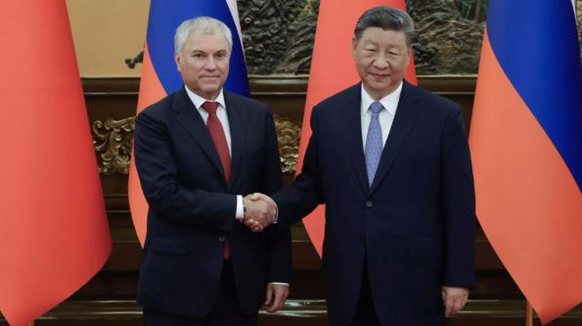 Chủ tịch Trung Quốc Tập Cận Bình và Chủ tịch Duma Quốc gia Nga (Hạ viện), ông Vyacheslav Volodin. Ảnh: sputniknews/Vietnam+