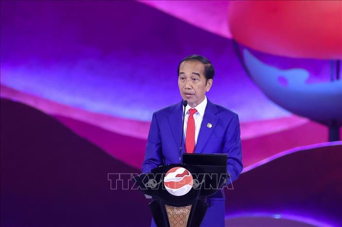 Tổng thống Indonesia Joko Widodo tuyên bố bế mạc ASEAN 43, chiều 7/9. Ảnh: Dương Giang/TTXVN
