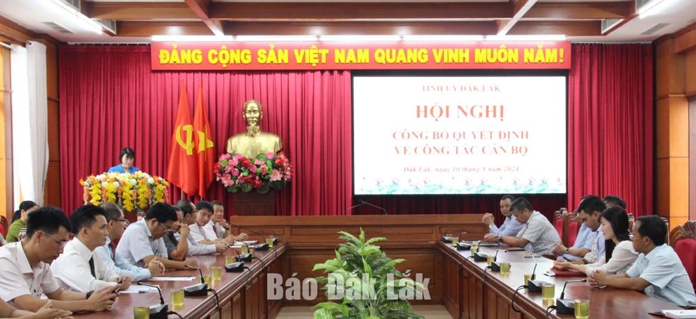 Các đại biểu tham dự hội nghị. 