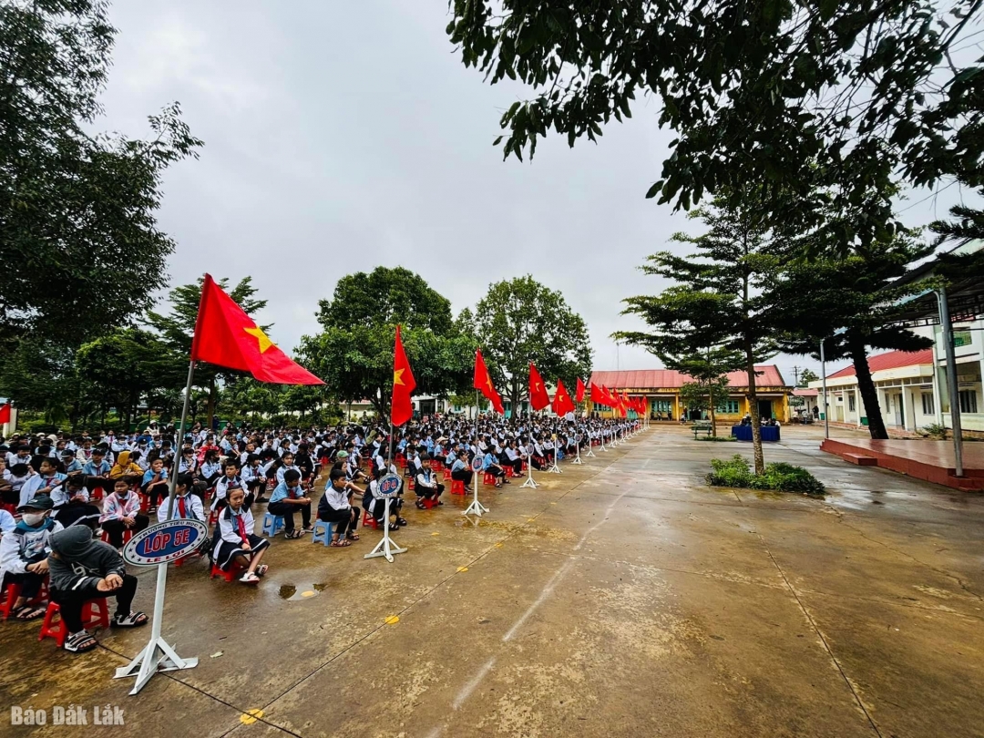 Học sinh trường Tiểu học Lê Lợi (thị trấn Pơng Drang, huyện Krông Búk)