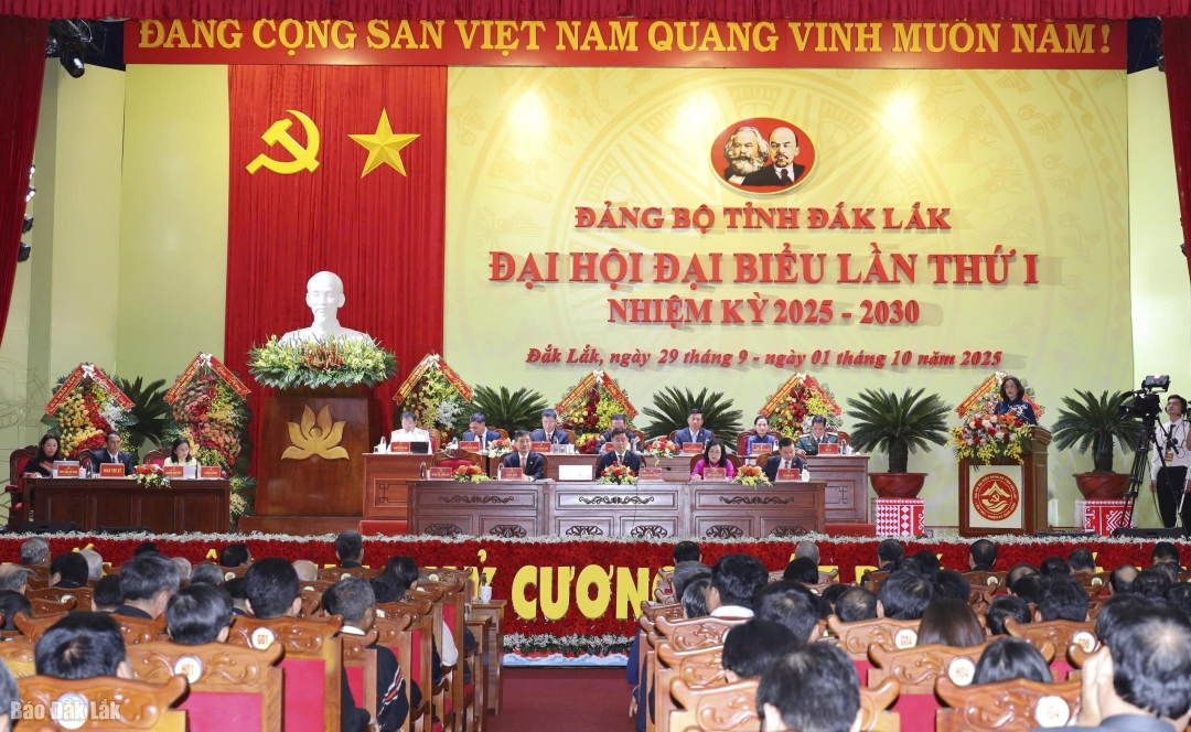 Quang cảnh phiên chính thức Đại hội đại biểu Đảng bộ tỉnh Đắk Lắk lần thứ I. Ảnh: Ngọc Thắng
