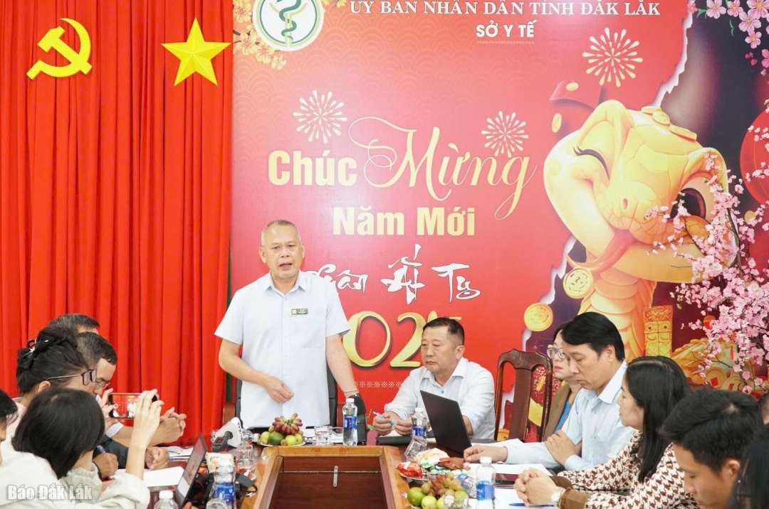 Giám đốc Sở Y tế phát biểu tại họp báo