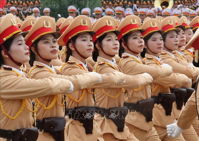 Khối nữ Sĩ quan Cảnh sát giao thông. Ảnh: TTXVN
