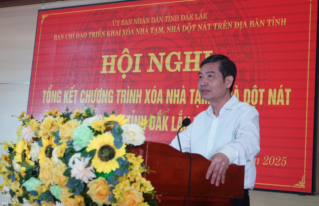 Phó Bí thư Tỉnh ủy, Chủ tịch UBND tỉnh Tạ Anh Tuấn khai mạc hội nghị