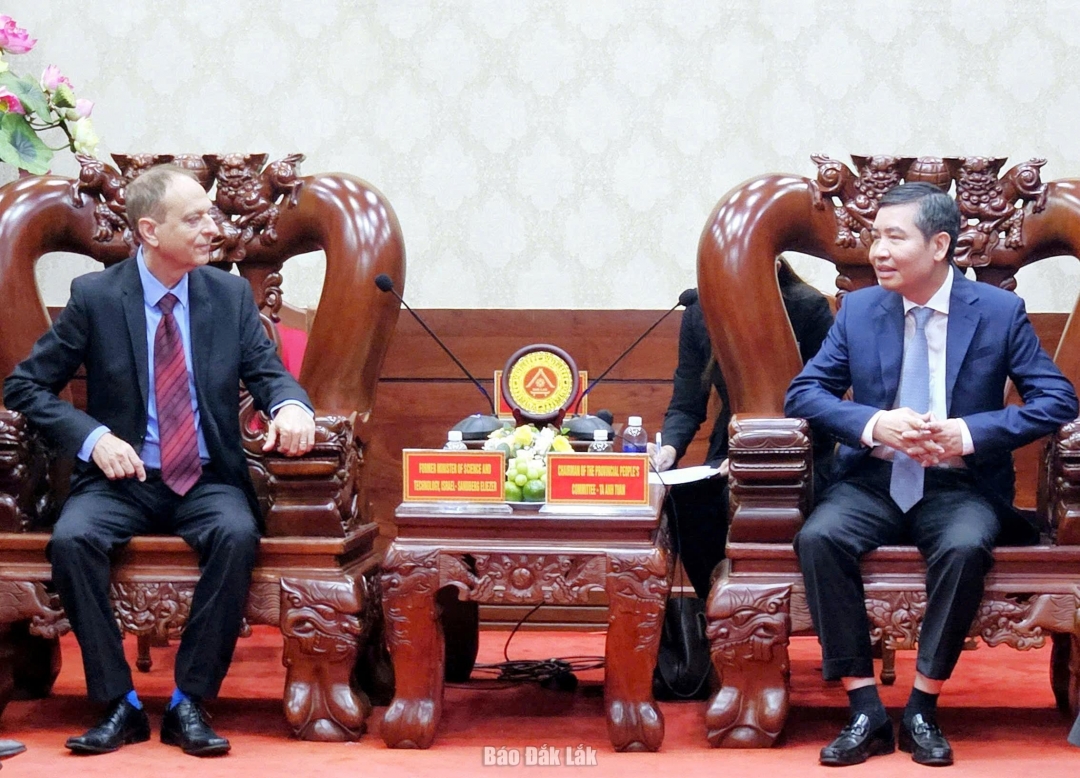 Phó Bí thư Tỉnh ủy, Chủ tịch UBND tỉnh Tạ Anh Tuấn đã chủ trì buổi tiếp