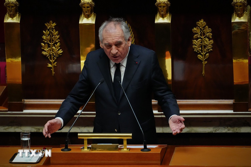 Thủ tướng Pháp Francois Bayrou phát biểu trước Quốc hội ở Paris. Ảnh: THX/TTXVN