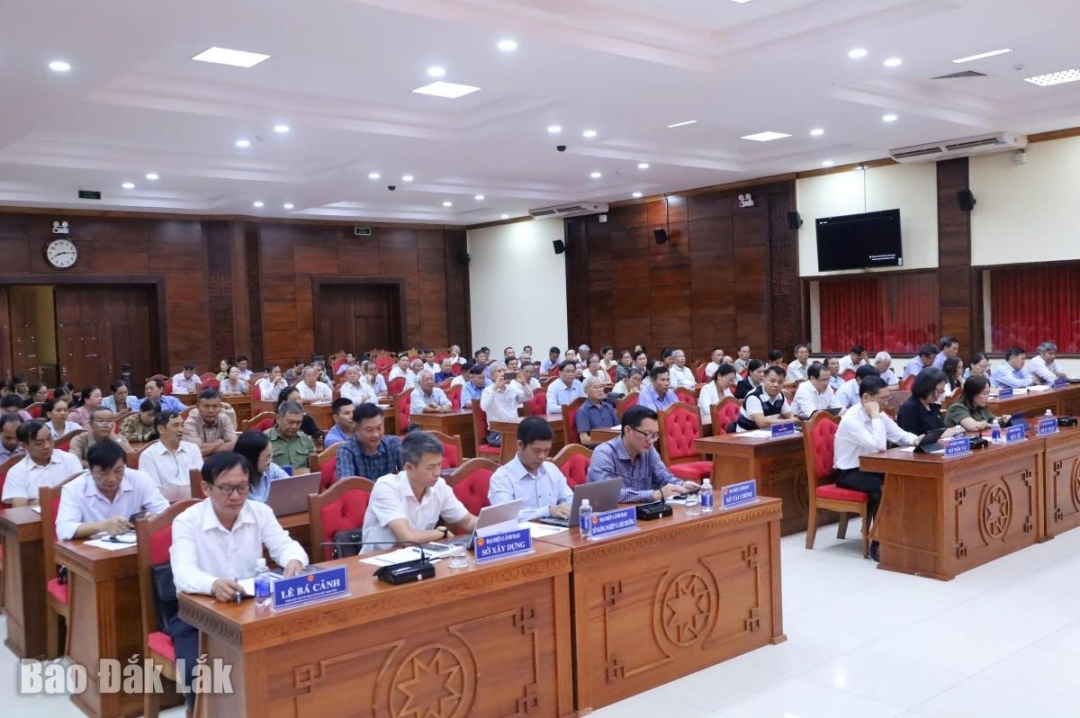 Quang cảnh hội nghị.