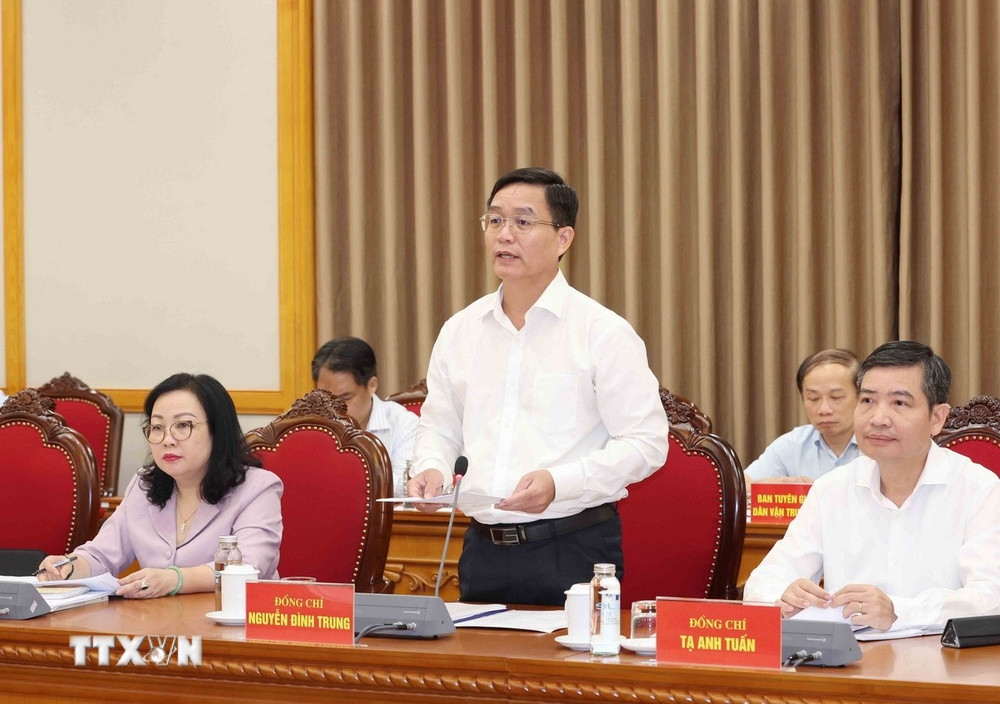 Ông Nguyễn Đình Trung, Ủy viên Trung ương Đảng, Bí thư Tỉnh uỷ Đắk Lắk phát biểu. (Ảnh: Phương Hoa/TTXVN