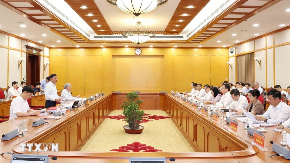 Bộ Chính trị làm việc với Ban Thường vụ Tỉnh ủy Đắk Lắk về chuẩn bị đại hội Đảng. (Ảnh: Phương Hoa/TTXVN