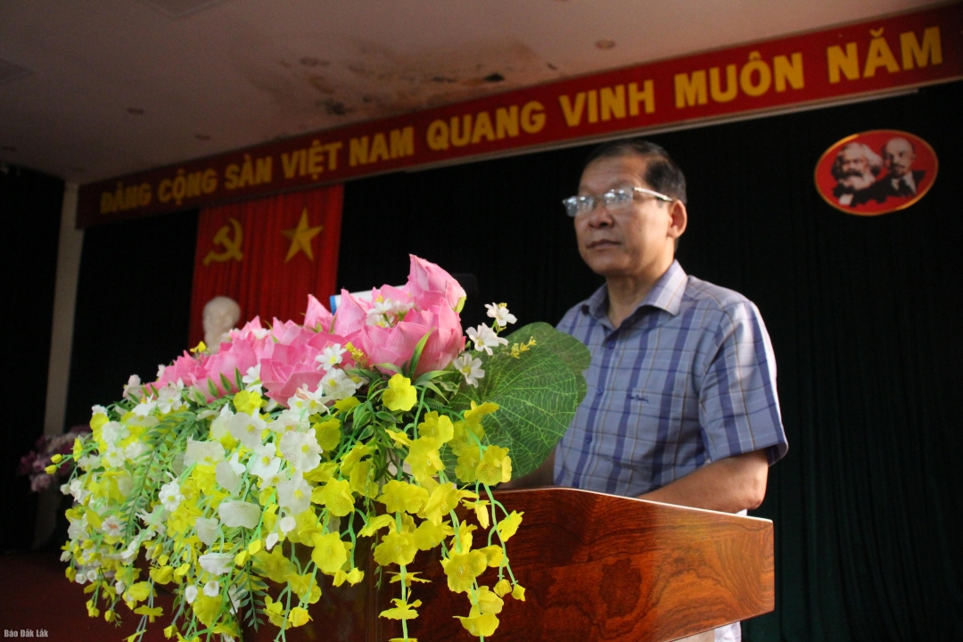 Phó Giám đốc Sở Công thương Nguyễn Văn Nhiệm phát biểu tại hội nghị