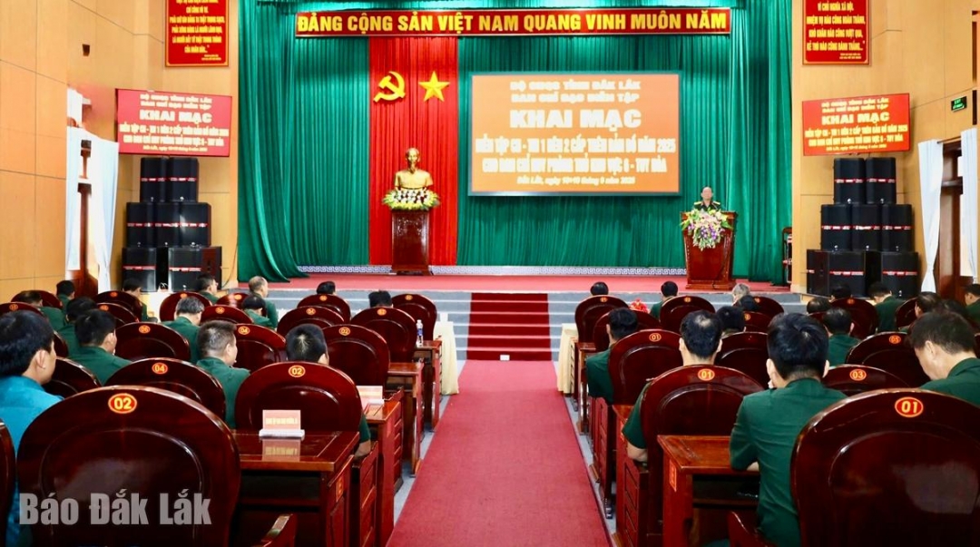 Khai mạc diễn tậpdiễn tập Chỉ huy - Tham mưu 1 bên 2 cấp trên bản đồ năm 2025 cho Ban Chỉ huy Phòng thủ khu vực 6 - Tuy Hòa.