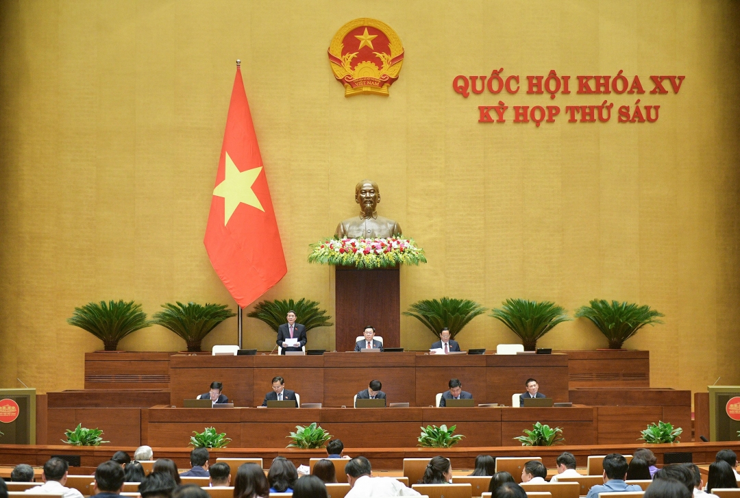 Phó Chủ tịch Quốc hội Nguyễn Đức Hải điều hành nội dung phiên họp. Ảnh: quochoi.vn