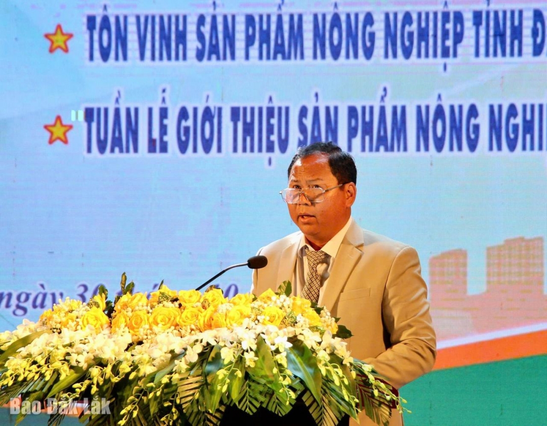 Chủ tịch Hội Nông dân tỉnh Ya Toan Ênuôl