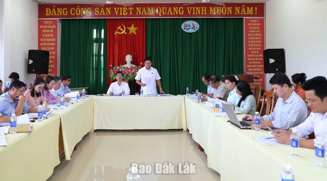 Ban Dân tộc HĐND tỉnh làm việc với UBND huyện Cư Kuin