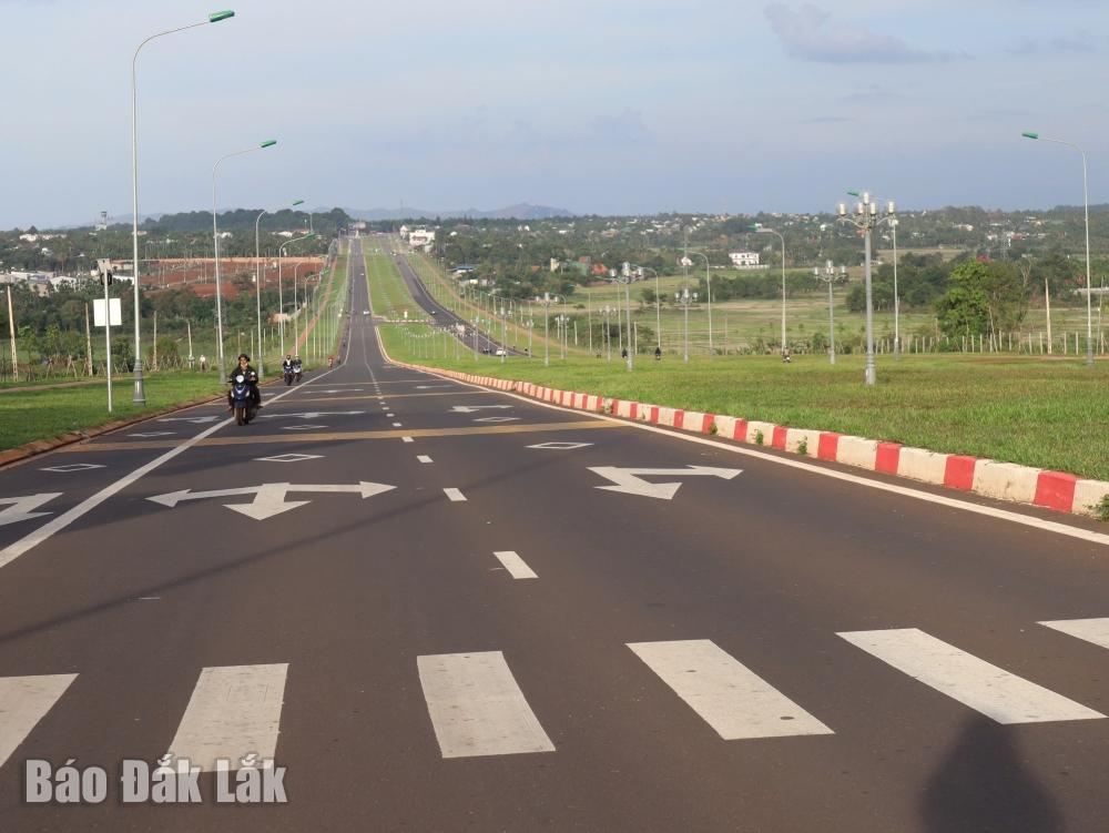 Đường Võ Nguyên Giáp (TP. Buôn Ma Thuột) hoàn thành, đưa vào sử dụng cuối tháng 10/2023. Ảnh: Hoàng Tuyết