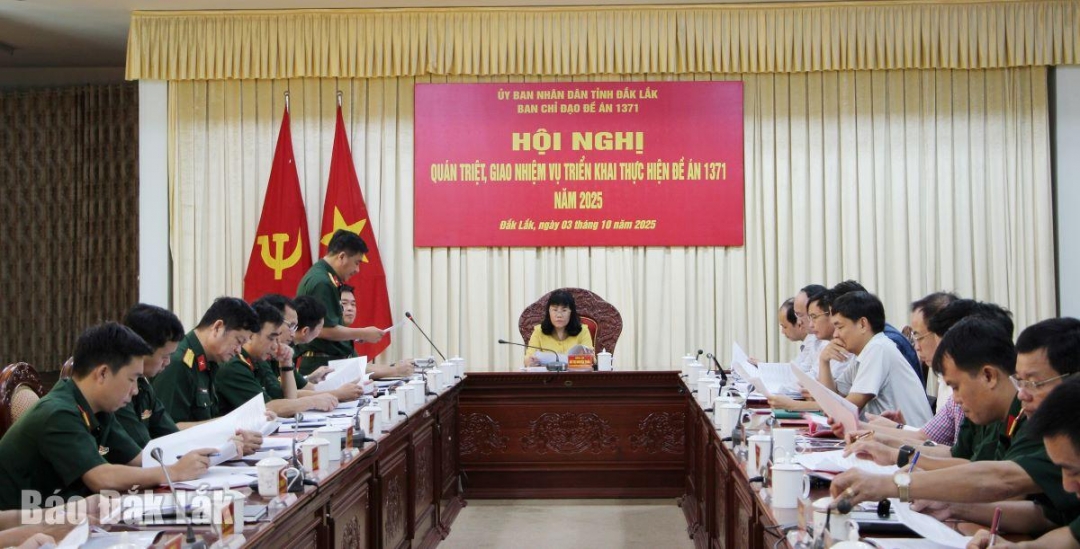 Các đại biểu tham dự hội nghị.