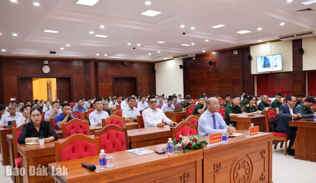 Đại biểu tham dự chương trình tập huấn.