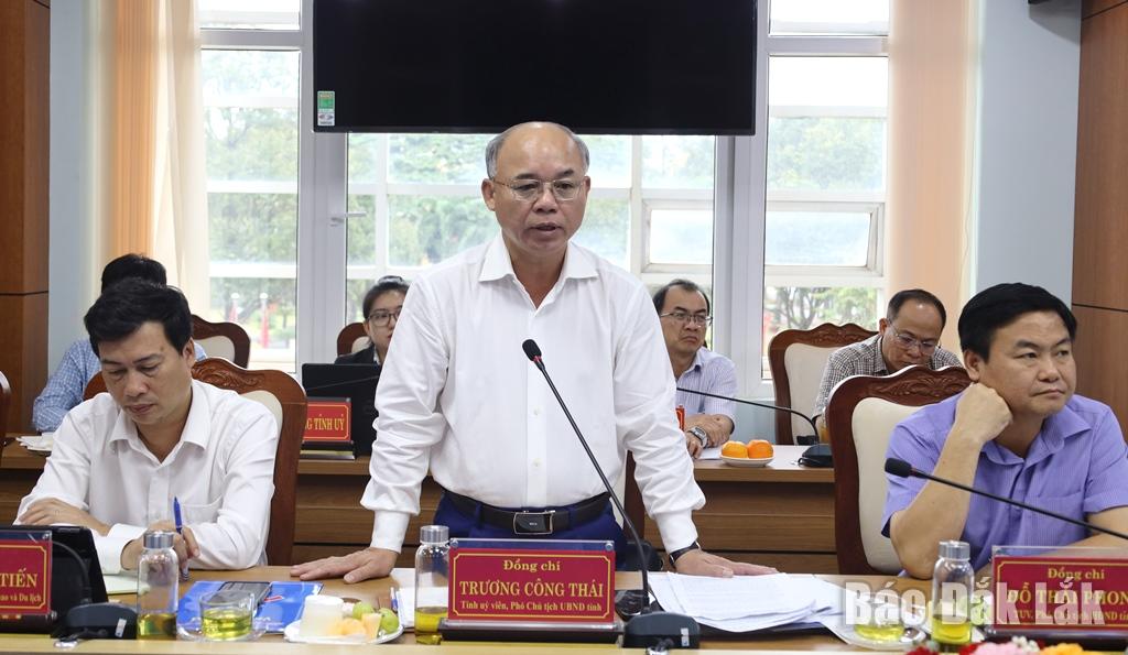Phó Chủ tịch UBND tỉnh Trương Công Thái nêu ý kiến liên quan đến phát triển kinh tế - xã hội, công tác quy hoạch trên địa bàn phường Buôn Ma Thuột.