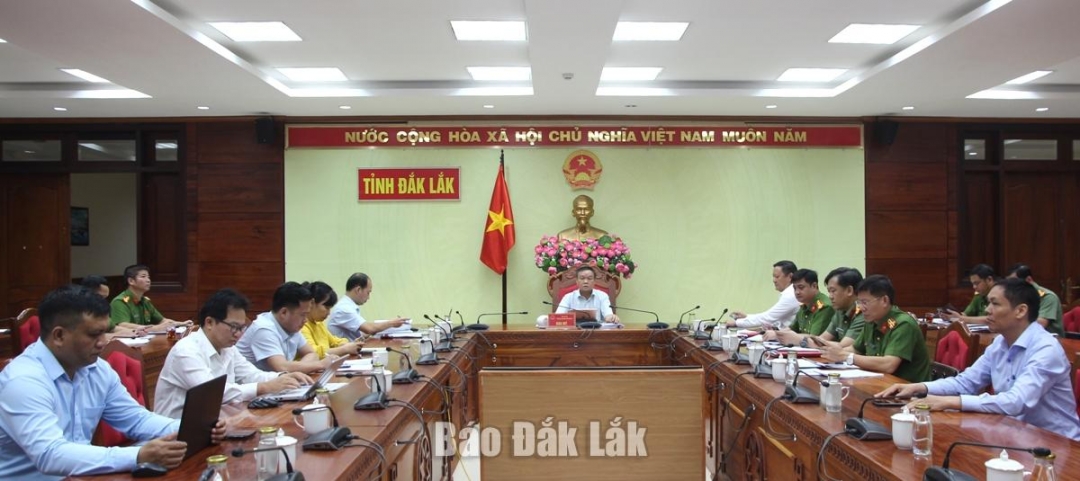 Các đại biểu tham dự hội nghị tại điểm cầu UBND tỉnh Đắk Lắk.