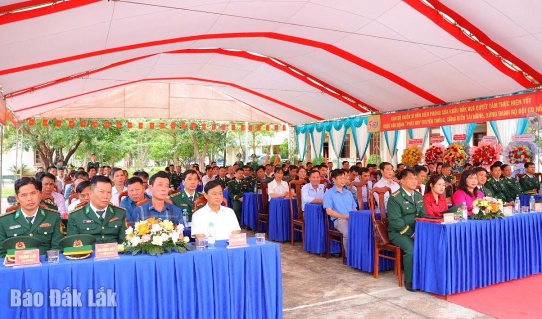 Các đại biểu tham dự lễ kỷ niệm.