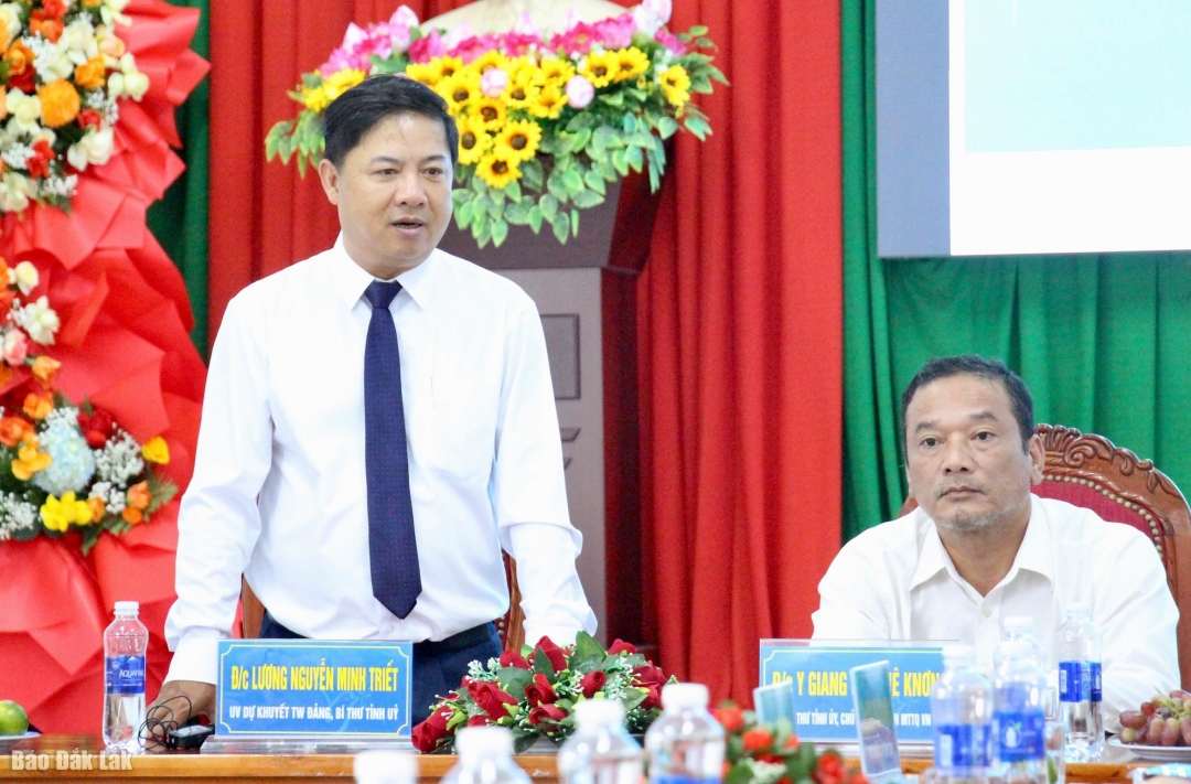 Bí thư Tỉnh ủy Lương Nguyễn Minh Triết phát biểu tại buổi gặp mặt. Ảnh: V.Anh