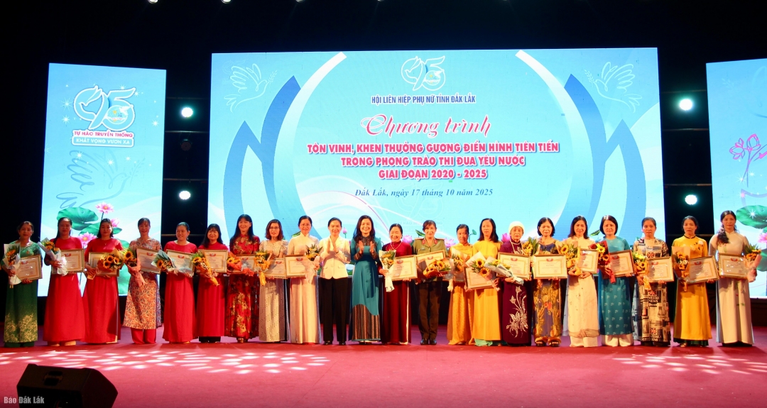 đồng chí Đinh Thị Thu Thanh, Ủy viên Ban Thường vụ Tỉnh ủy, Trưởng Ban Tuyên giáo và Dân vận Tỉnh ủy